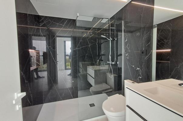 5 bed villa in Altea
