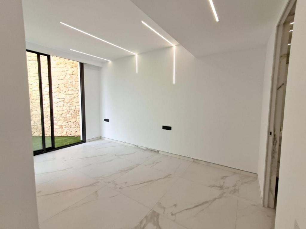 5 bed villa in Altea