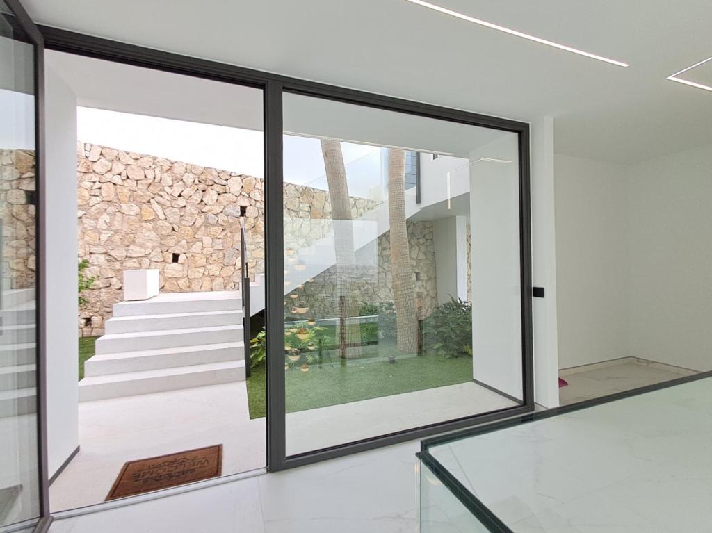 5 bed villa in Altea
