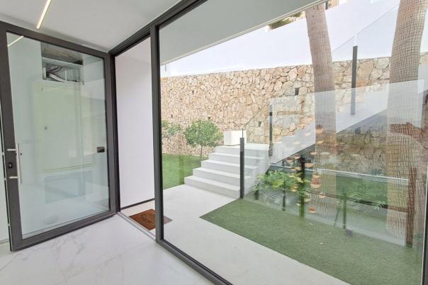5 bed villa in Altea