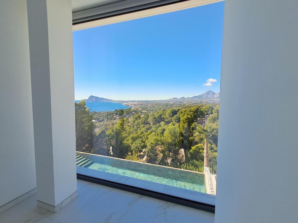 5 bed villa in Altea