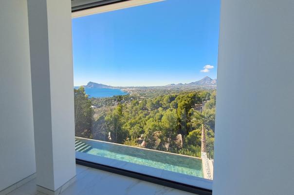 5 bed villa in Altea