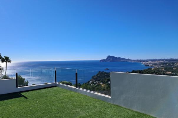 5 bed villa in Altea
