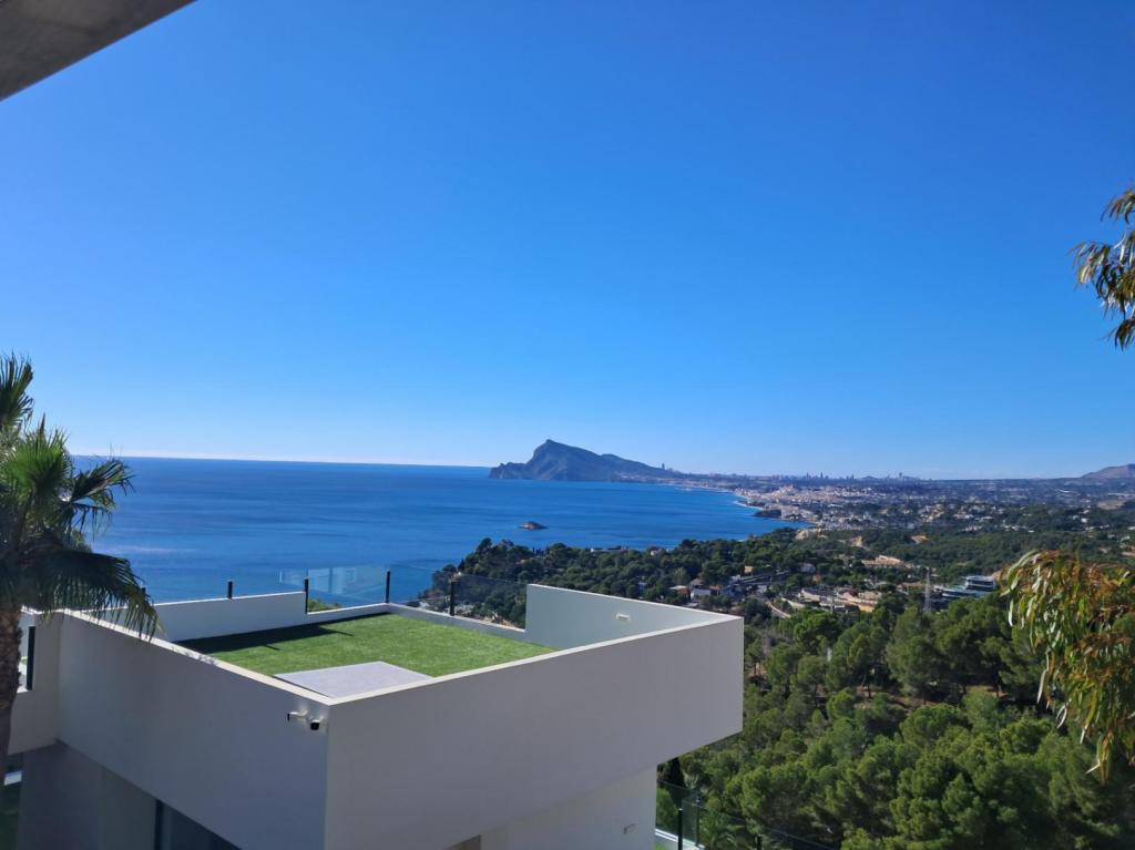 5 bed villa in Altea