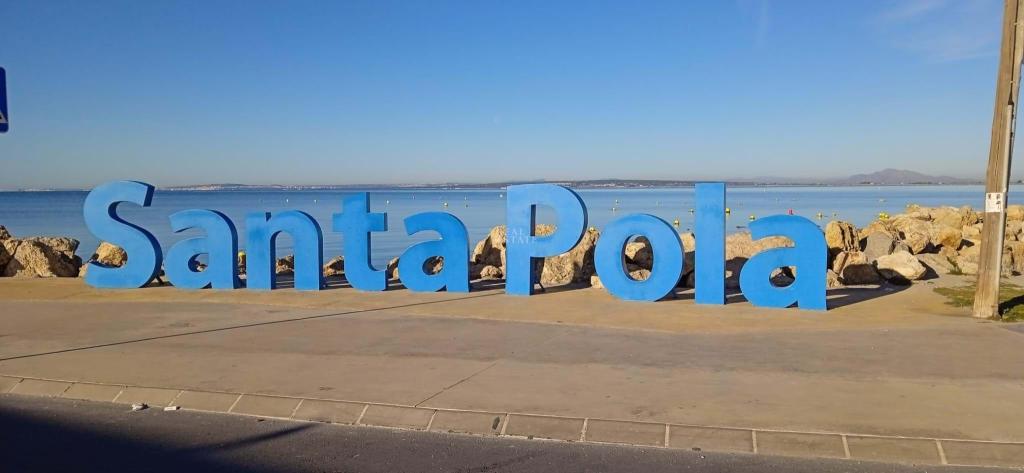 2 bed apartment in Santa Pola