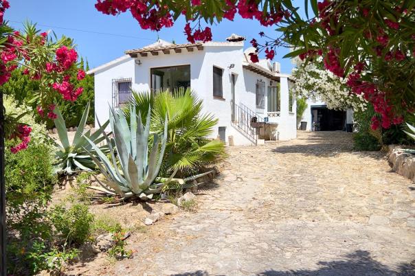 2 bed villa in Moraira