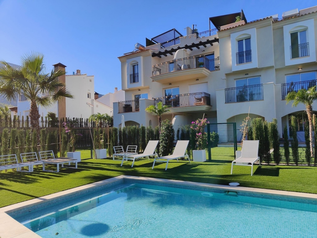 2 bed apartments - flats in Denia