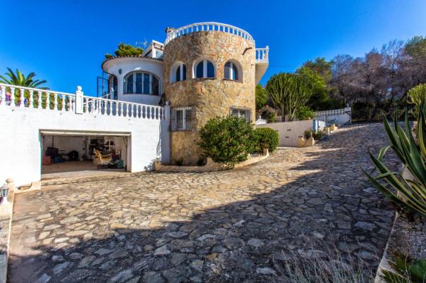 4 bed villa in Benissa