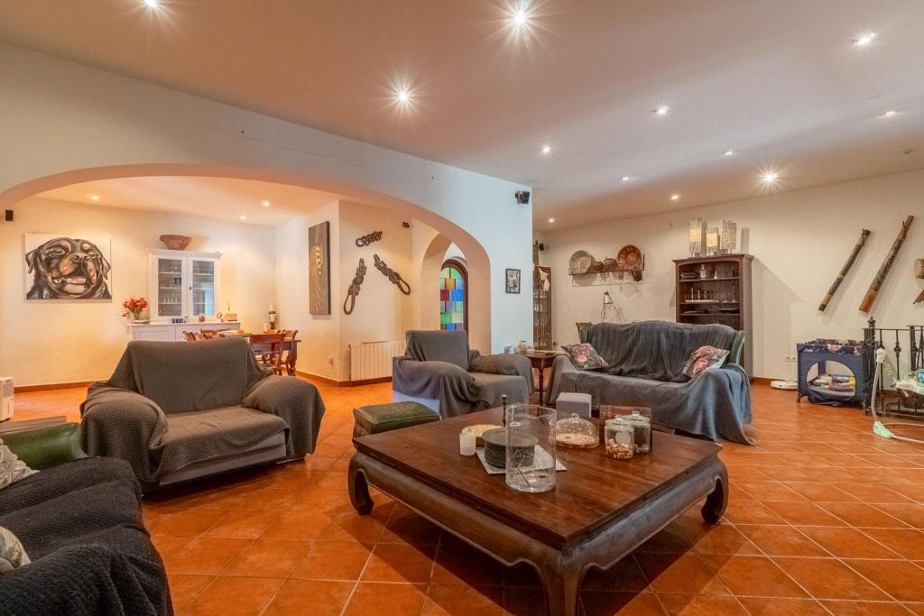 5 bed villa in Ondara