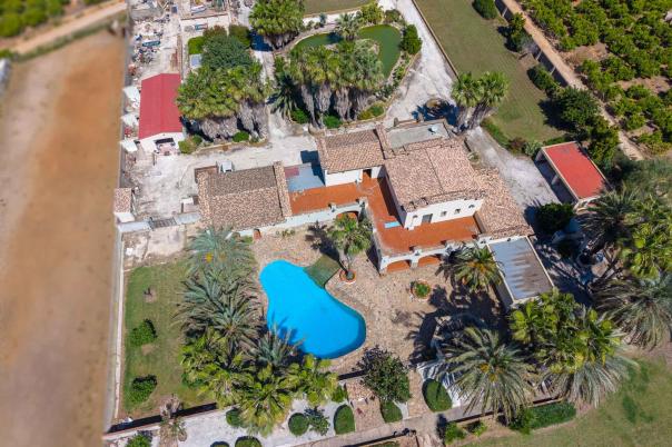 5 bed villa in Ondara