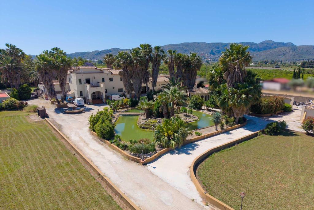 5 bed villa in Ondara