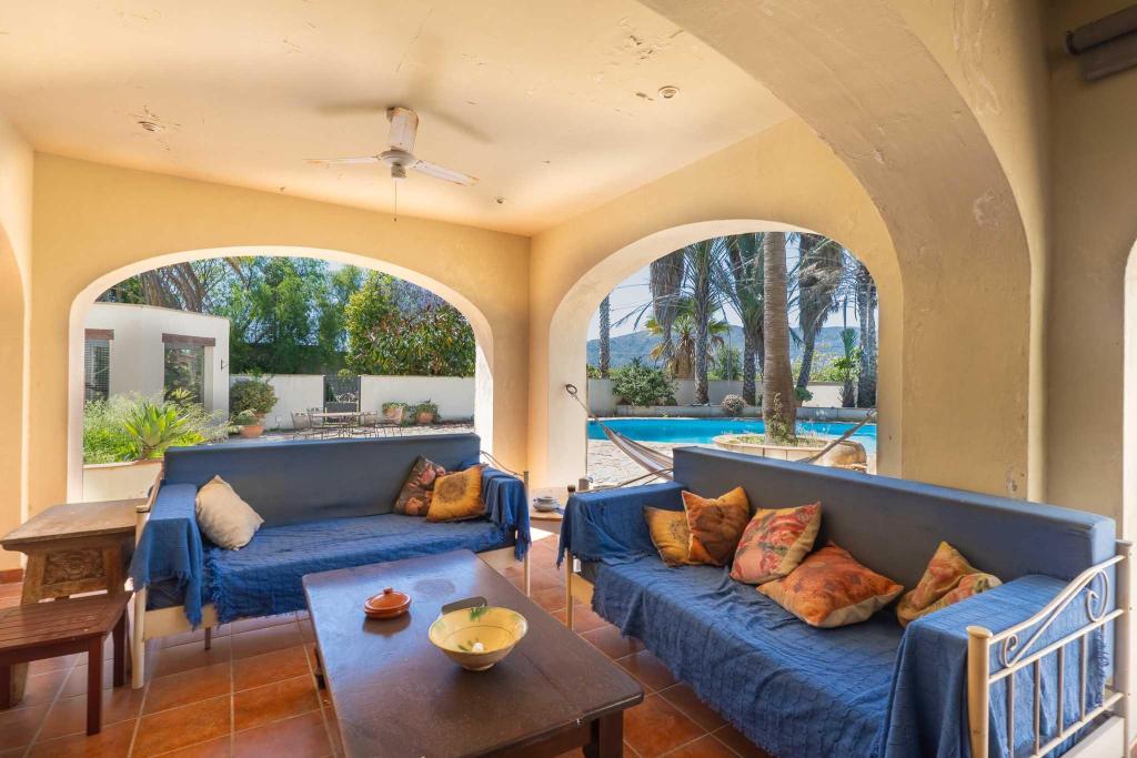 5 bed villa in Ondara