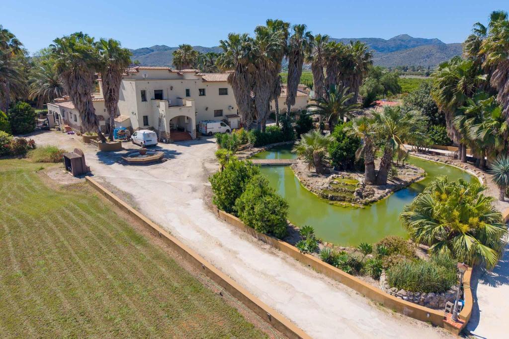 5 bed villa in Ondara