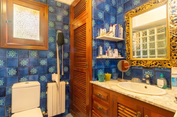 5 bed villa in Denia
