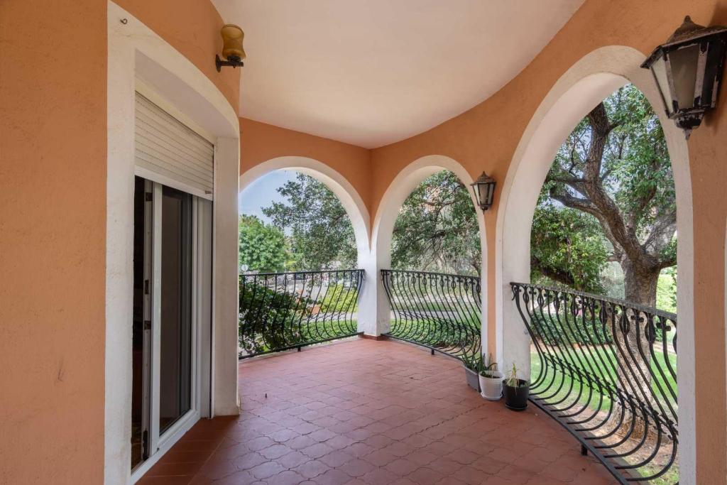 5 bed villa in Denia
