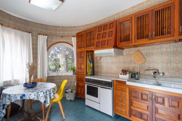 5 bed villa in Denia