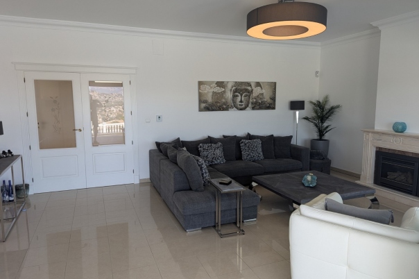 4 bed villa in Moraira
