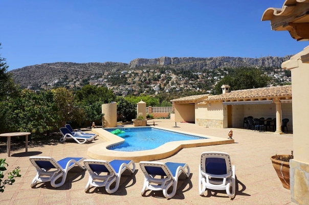 5 bed casa / chalet in Calpe / Calp