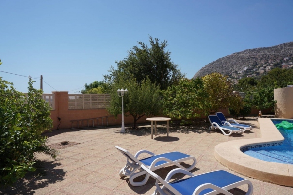 5 bed casa / chalet in Calpe / Calp