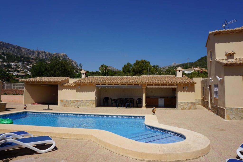 5 bed casa / chalet in Calpe / Calp