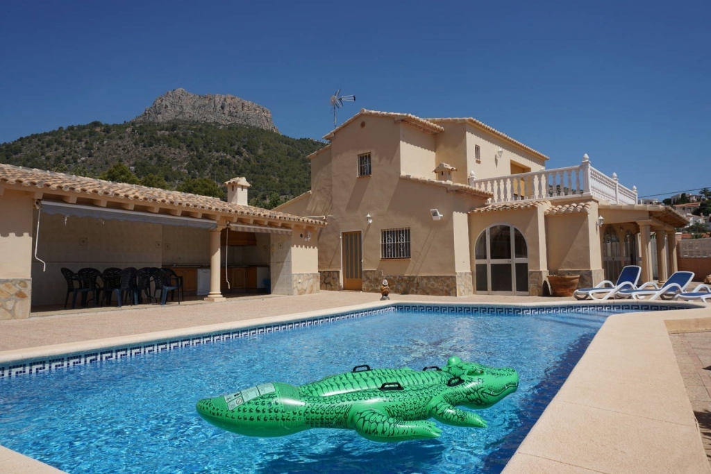 5 bed casa / chalet in Calpe / Calp