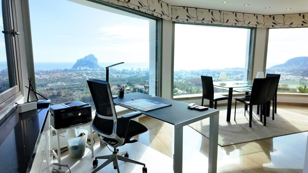 8 bed casa / chalet in Calpe