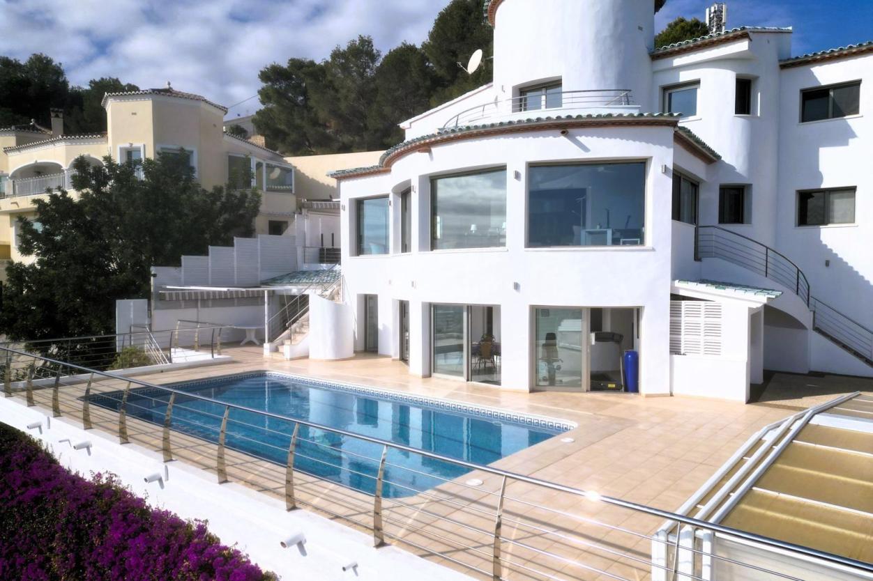8 bed casa / chalet in Calpe