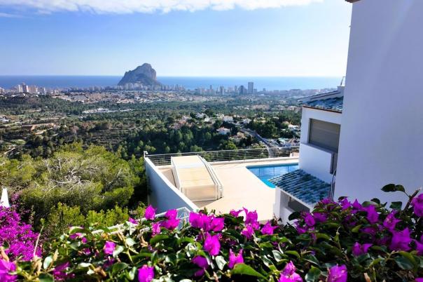 8 bed casa / chalet in Calpe