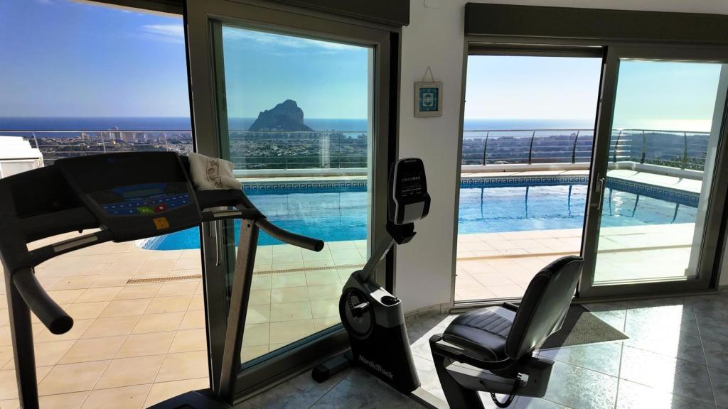 8 bed casa / chalet in Calpe