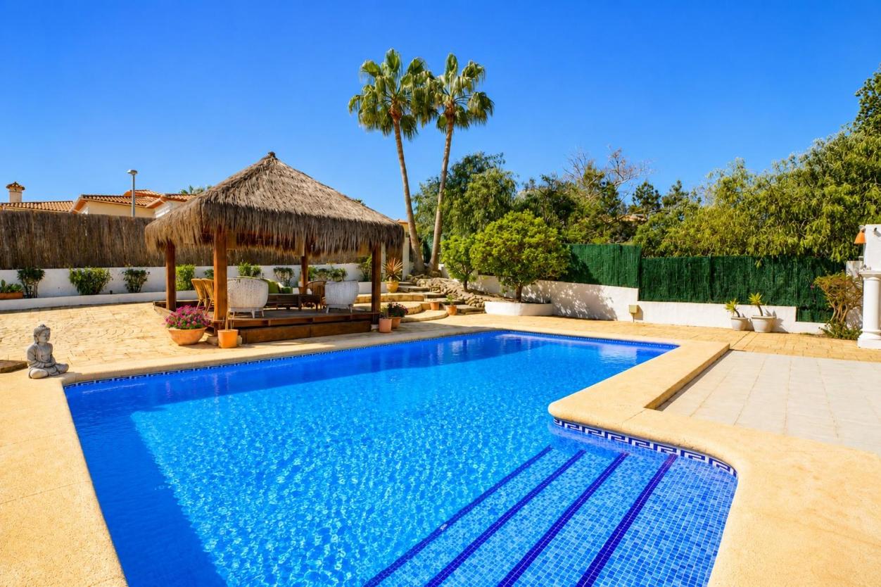 5 bed villas in Javea