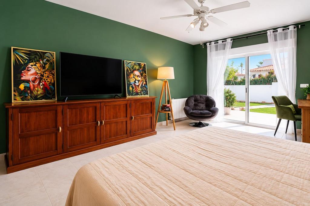 5 bed villas in Javea