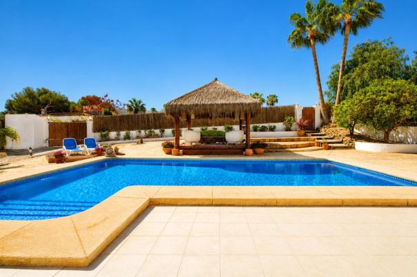 5 bed villas in Javea