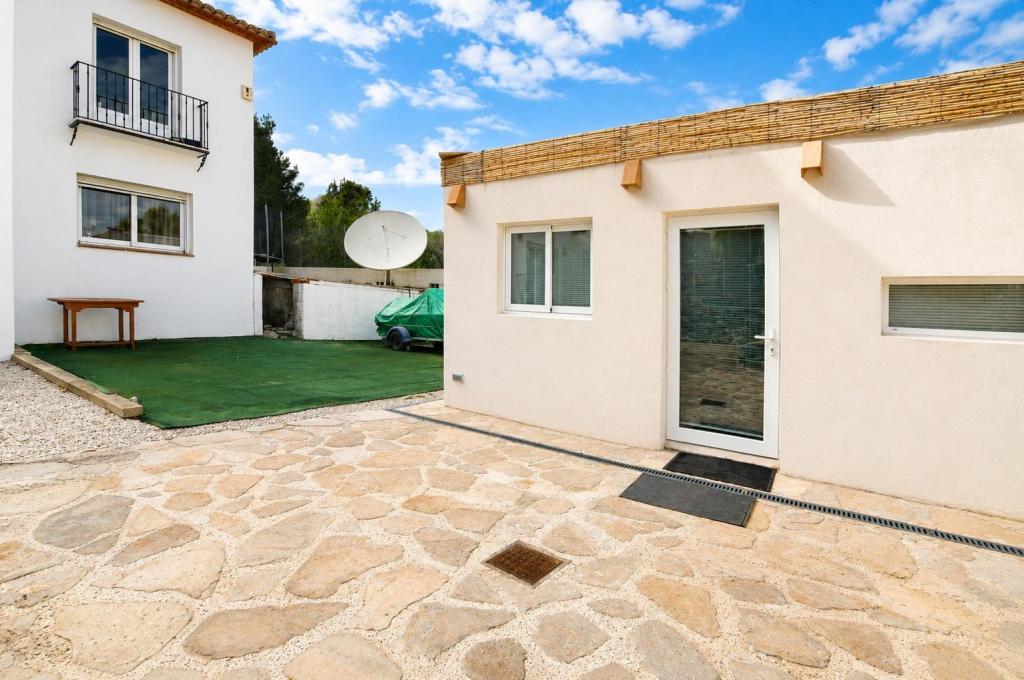 5 bed villas in Javea