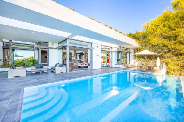 3 bed villa in Altea