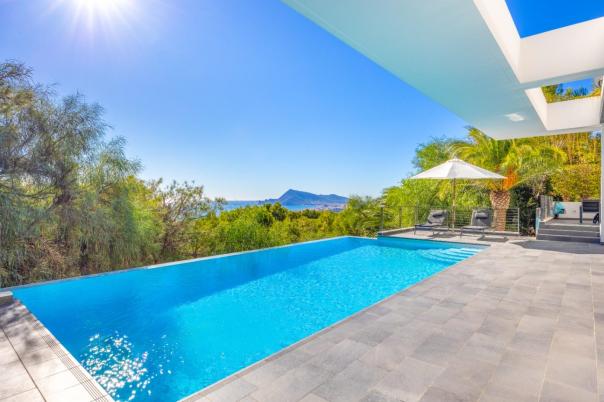 3 bed villa in Altea