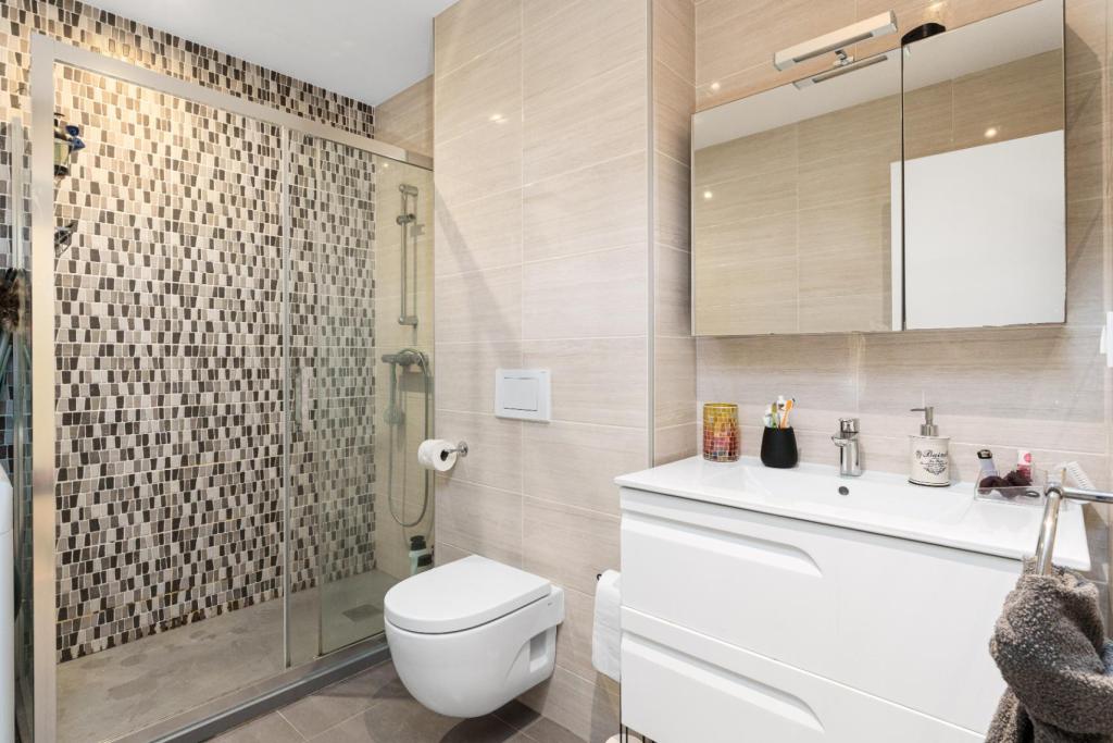 9 bed villa in Albir