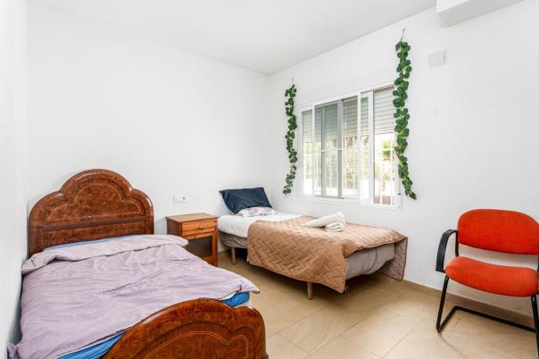 9 bed villa in Albir