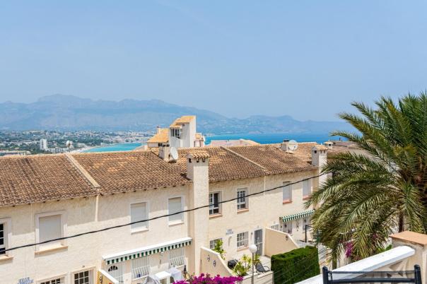 9 bed villa in Albir