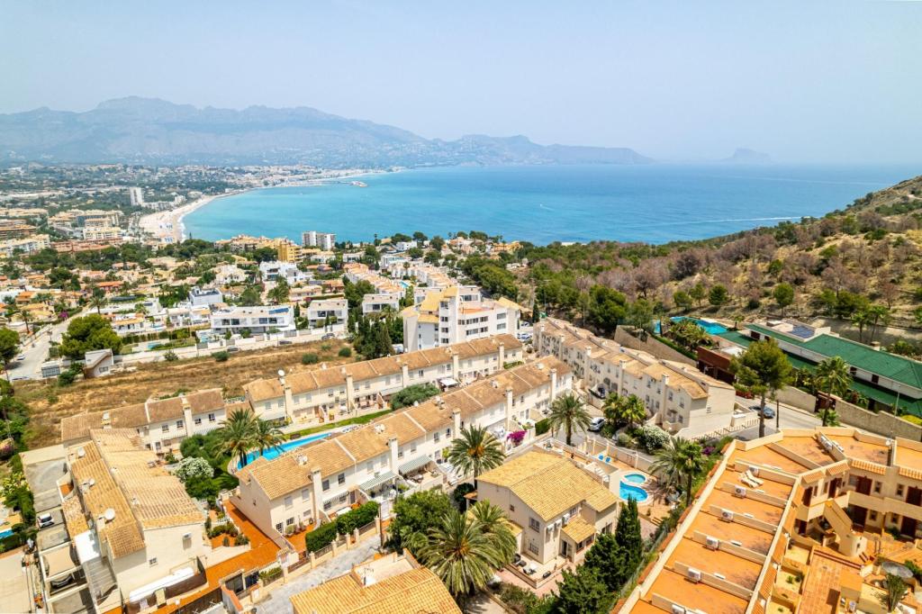 9 bed villa in Albir