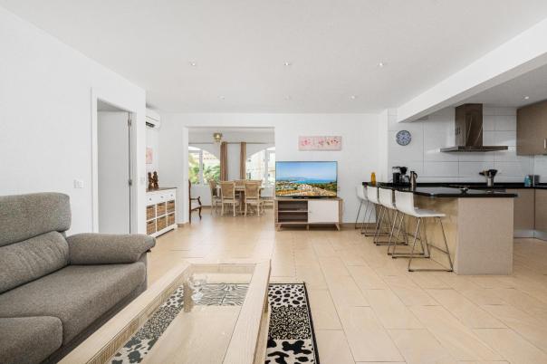 9 bed villa in Albir