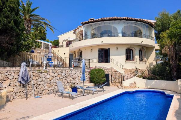 4 bed villas in Moraira