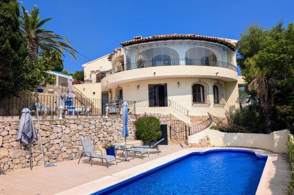4 bed villas in Moraira