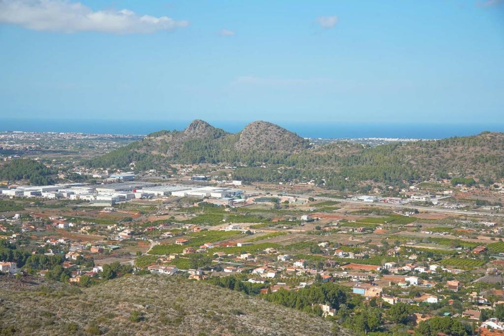 5 bed villa in Pedreguer