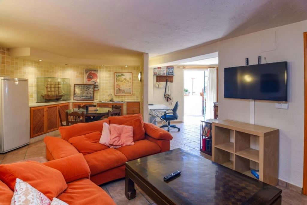 5 bed villa in Pedreguer