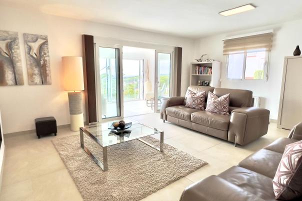 5 bed villa in Moraira