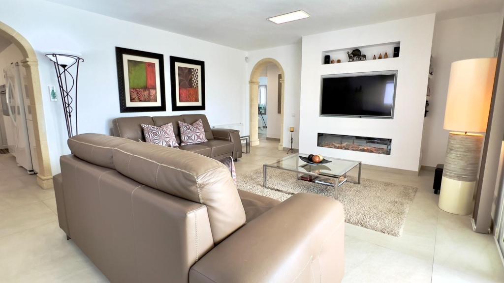 5 bed villa in Moraira
