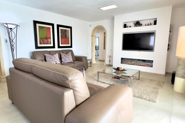 5 bed villa in Moraira