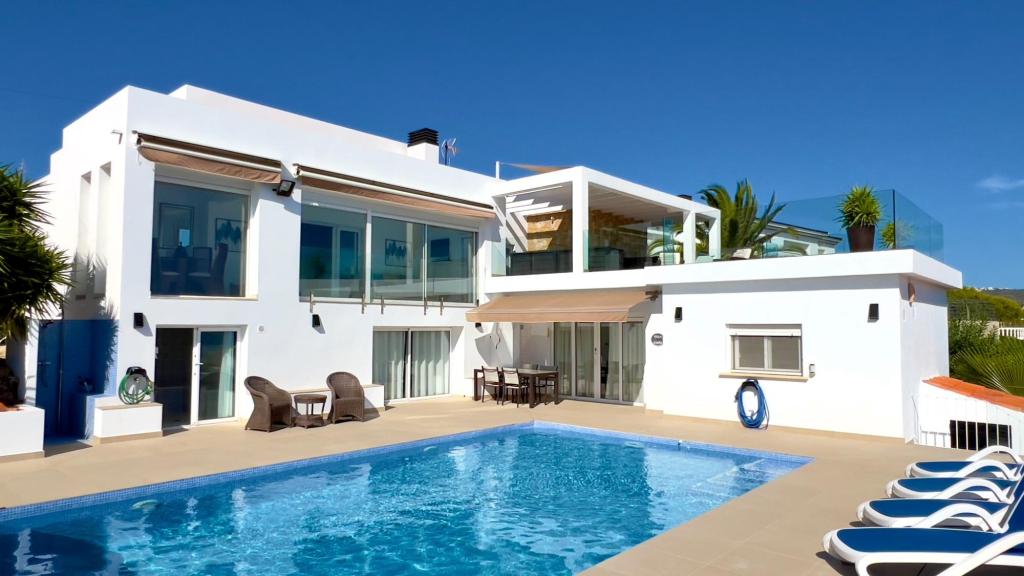 5 bed villa in Moraira