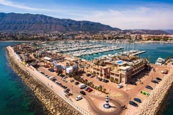 2 bed penthouse in Dénia