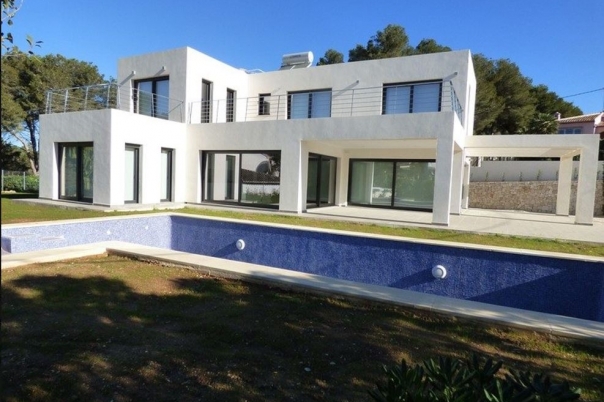 Hamiltons of London Javea - Estate Agent & Properties in Javea / Denia